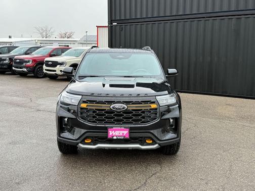 Agate Black Metallic 2026 Ford Explorer Tremor