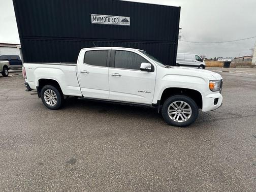 Summit White 2019 GMC Canyon SLT