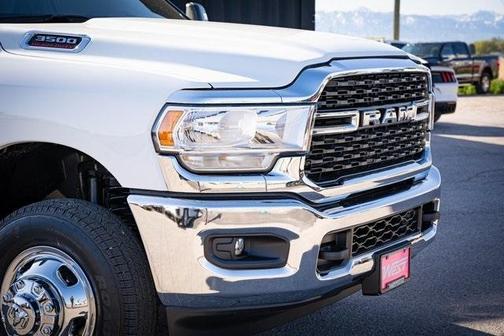 2024 RAM 3500 Big Horn