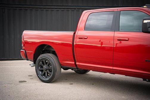 Molten Red Pearlcoat 2026 RAM 2500 Laramie