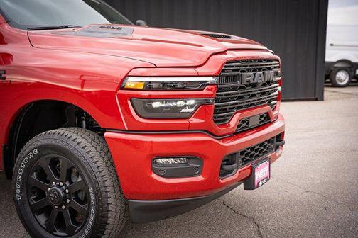 Molten Red Pearlcoat 2026 RAM 2500 Laramie