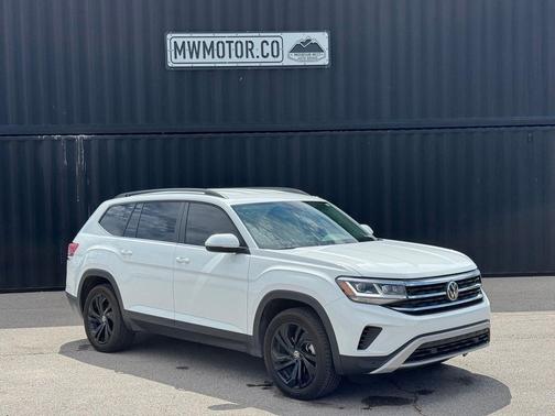 Pure White 2023 Volkswagen Atlas 3.6L SE w/Technology
