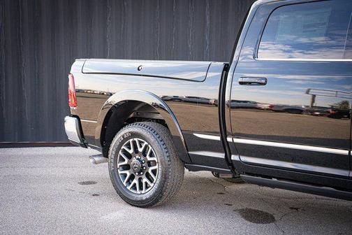 Diamond Black Crystal Pearlcoat 2026 RAM 2500 Limited