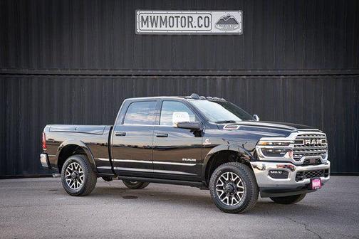 Diamond Black Crystal Pearlcoat 2026 RAM 2500 Limited