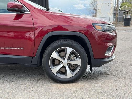Velvet Red Pearlcoat 2020 Jeep Cherokee Limited