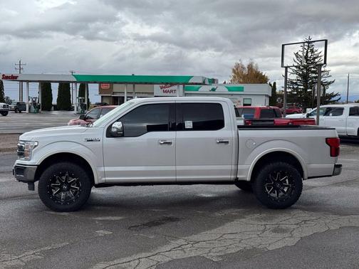 White Platinum Clearcoat Metallic 2018 Ford F-150 Lariat