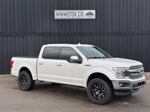 White Platinum Clearcoat Metallic 2018 Ford F-150 Lariat