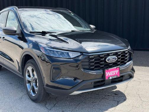 Black Metallic 2025 Ford Escape ST-Line