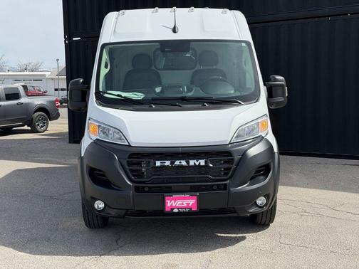Bright White Clearcoat 2026 RAM ProMaster 1500 Base