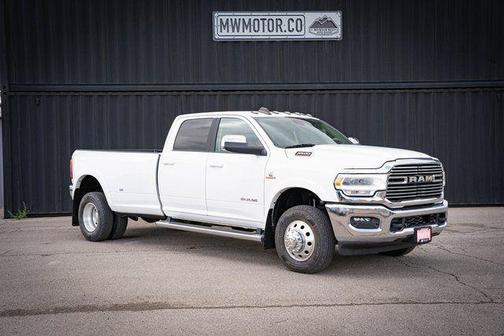 2022 RAM 3500 Laramie Crew Cab 4x4 8' Box