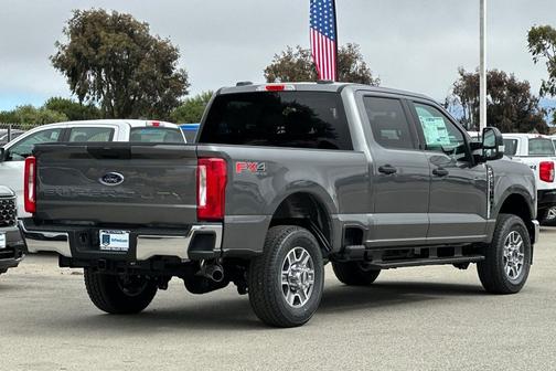 2025 Ford F-250 XLT