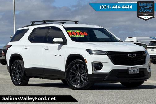 Summit White 2023 Chevrolet Traverse RS