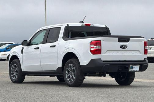 Oxford White 2026 Ford Maverick XLT