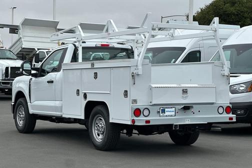 2025 Ford F-250 XL