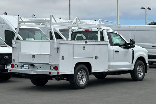 2025 Ford F-250 XL