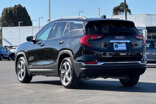 2021 GMC Terrain SLT