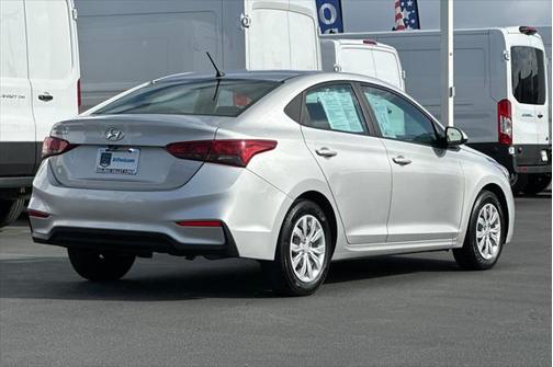 2021 Hyundai Accent SE