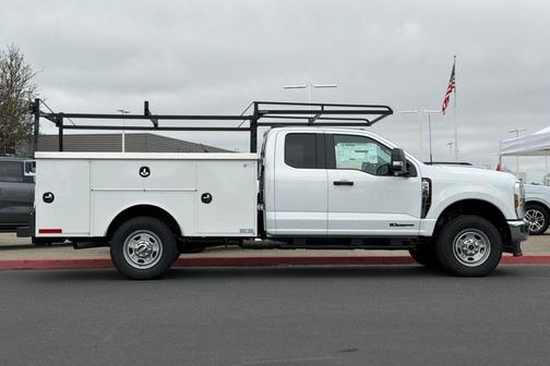 Oxford White 2026 Ford F-350 XL