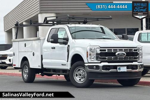 Oxford White 2026 Ford F-350 XL