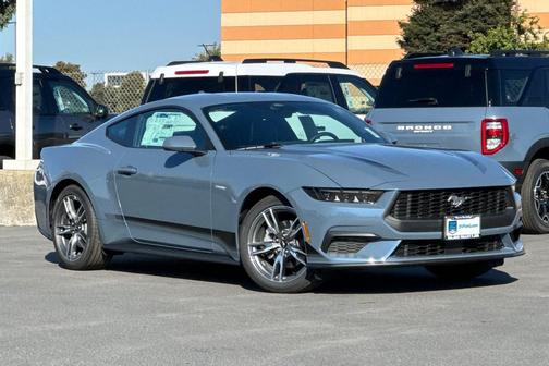 2025 Ford Mustang EcoBoost