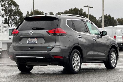 2017 Nissan Rogue Hybrid SV