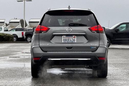 2017 Nissan Rogue Hybrid SV