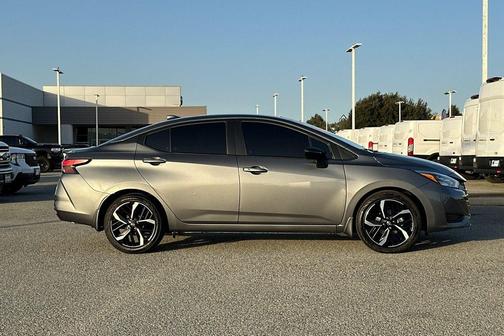 2025 Nissan Versa 1.6 S