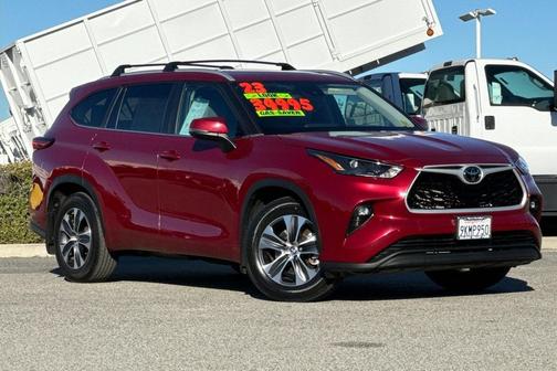 2023 Toyota Highlander XLE