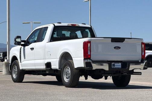 Oxford White 2026 Ford F-250 XL