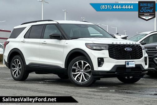 Star White Metallic Tri-Coat 2025 Ford Explorer ST-Line