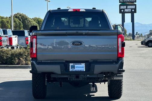 2025 Ford F-250 Lariat