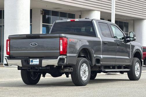 Carbonized Gray Metallic 2026 Ford F-250 XLT