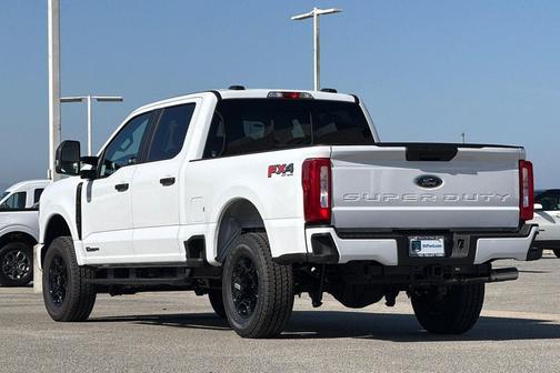 Oxford White 2026 Ford F-350 XL