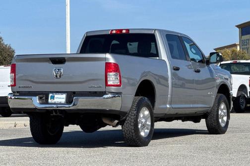 2022 RAM 2500 Big Horn Crew Cab 4x4 6'4' Box