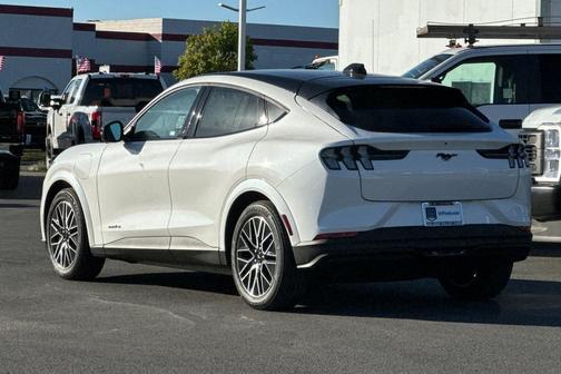 2025 Ford Mustang Mach-E Premium