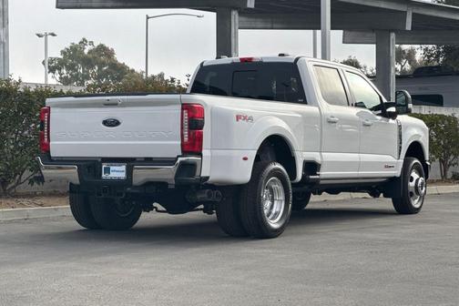 2026 Ford F-350 Lariat