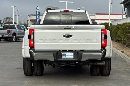 2026 Ford F-350 Lariat