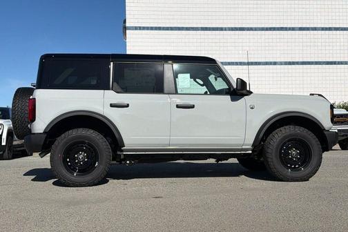 Avalanche Gray 2026 Ford Bronco Big Bend