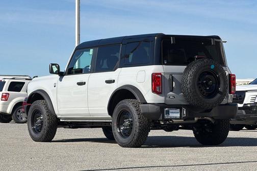 Avalanche Gray 2026 Ford Bronco Big Bend