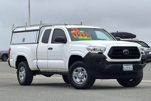 Ice 2023 Toyota Tacoma SR