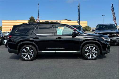2024 Honda Pilot Touring 8-Passenger