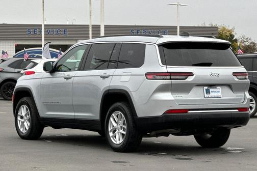 2024 Jeep Grand Cherokee L Laredo