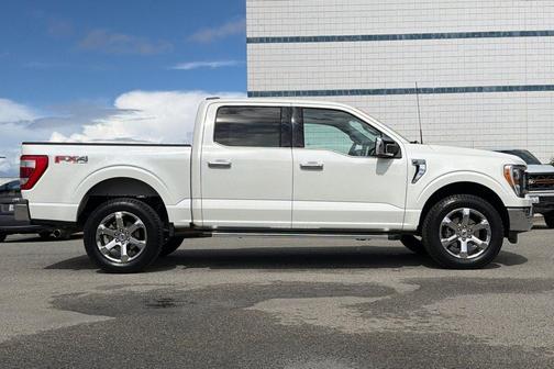 Star White Metallic Tri-Coat 2023 Ford F-150 Lariat