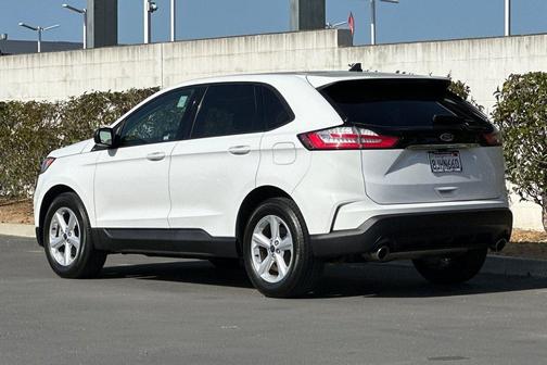 2019 Ford Edge SE