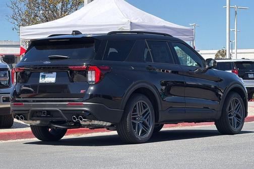 Agate Black Metallic 2026 Ford Explorer ST