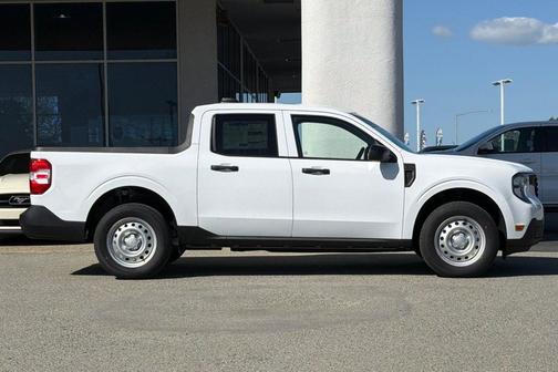 Oxford White 2026 Ford Maverick XL
