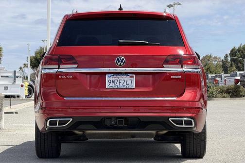Aurora Red Metallic 2022 Volkswagen Atlas 3.6L SEL Premium