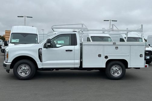 2025 Ford F-250 XL