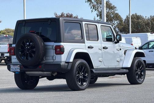 Silver Zynith Clearcoat 2023 Jeep Wrangler 4xe Sahara