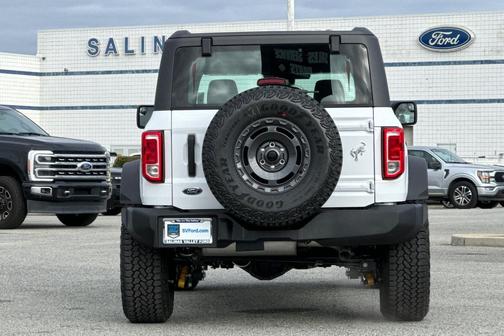 2025 Ford Bronco Base